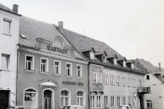 65. Gasthof Goldener Löwe am oberen Marktplatz in Tirschenreuth