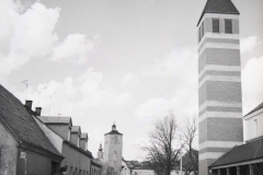 10. Ortseinfahrt mit evang. Kirche
