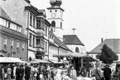 Nr.-269-Kirchweih-70er-Jahre-Marktplatz-Tirschenreuth