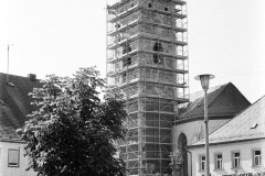 Nr.-296-katholische-Kirche-eingeruestet