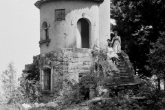 Nr.-196-Vintage-Grenzlandturm-Baernau-vor-Restauration